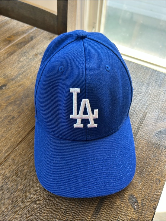 ‘47 Brand Accessories - Classic Blue Baseball Cap with White LA Emblem
